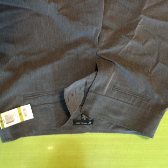 INC trousers. 14. Flare. Poly Rayon Spandex. - Picture 3 of 6